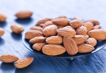 almond without shell
