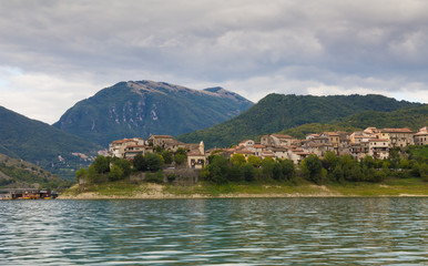 Vista panoramica di Colle di Tora