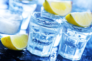 tequilla with limes