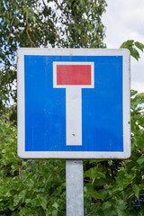French dead end road sign