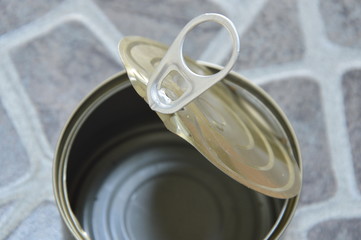 opener of empty tin food can