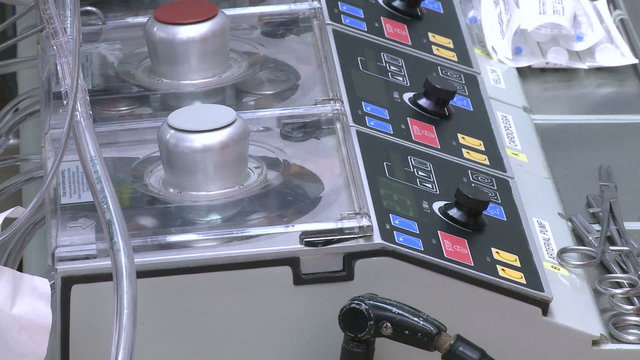 Heart-lung bypass machine