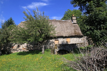 chaumière du Granier, hameau de Neyrevèze, 15 © Jacky Jeannet