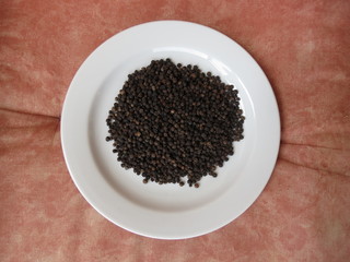 Black pepper peppercorns