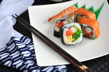 varieties sushi set