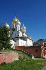 Fototapeta na wymiar MOSCOW, RUSSIA - September 21, 2015: Conception Convent in autum