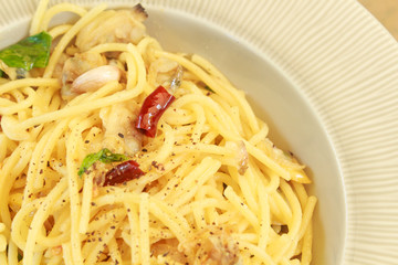 Spaghetti with clams