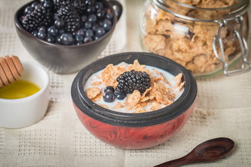 cereal flakes for breakfast