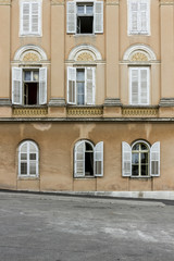 Obraz premium Facade of an old Mediterranean house