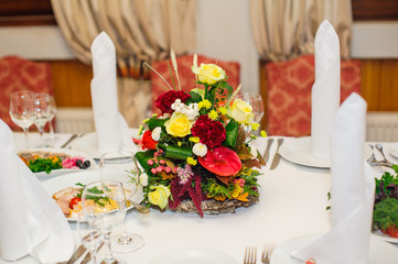 Beautifully decorated wedding table in a restaurant
