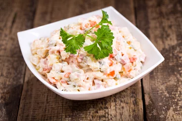 Outdoor kussens bowl of traditional russian salad © Nitr