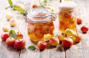 jar of apple jam with fresh fruits