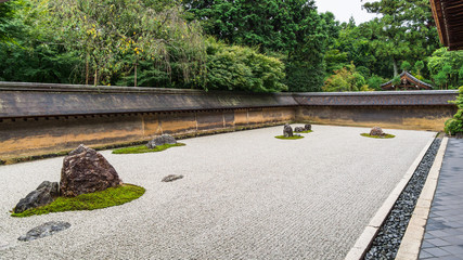 京都　世界遺産　龍安寺