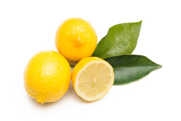 Limoni freschi