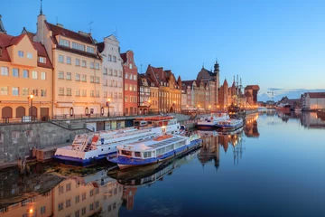 Plaid avec motif Ville sur leau Quai central de Gdansk au crépuscule, Pologne