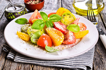 Salad of tomato