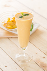 mango smoothie