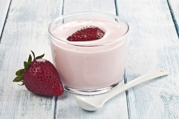 Strawberry yoghurt.