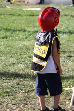 Exercise baby, fire extinguishing