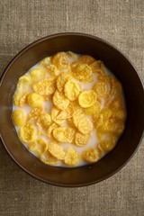 cornflakes with milk