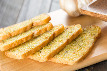 crispy bread garlic