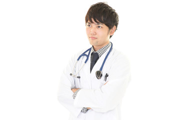 笑顔の医師