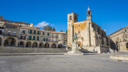 Obraz premium Wide view of Plaza Mayor at Trujillo. Spain 