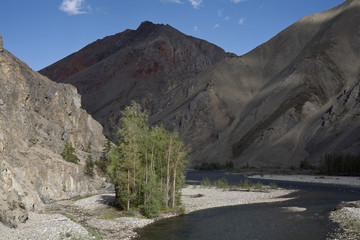 Russia, Magadan region, Omulyovka highland, Omulyovka river