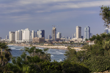 Fototapeta na wymiar Israel, Blick auf die Skyline von Tel Aviv.