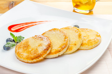 Russian cheesecakes