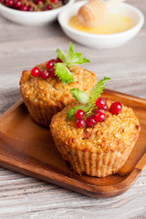 muffins with red currant, decorated mint