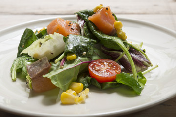 Mediterranean-style pasta salad with salmon