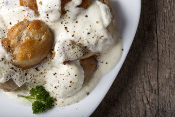 Chicken with sour cream