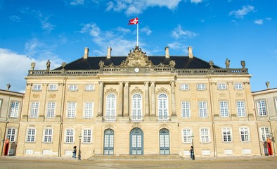 Fototapeta na wymiar Amalienborg in Copenhagen, Denmark