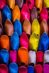 Fototapeten traditional moroccon shoes on  a market © shantihesse