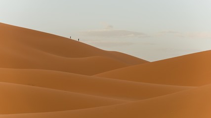 exploring the sahara desert in morocco