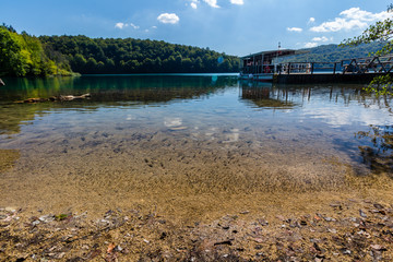 Obraz premium Virgin nature of Plitvice lakes national park, Croatia