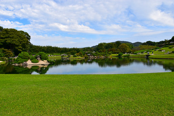後楽園　沢の池