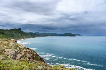 Fototapeta na wymiar Japanese Sea. Nice view of the bay Shepalovo.