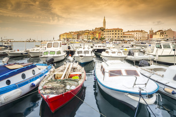 Fototapeta na wymiar Croatian coast - boats and historic town