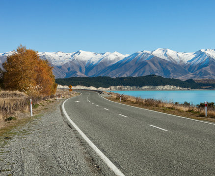  Road in the sunny  autumn day. Fairlie-Tekapo Road, Canterbury, New Zealand