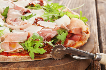 Culinary pizza eating.