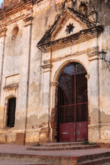 Fototapeta na wymiar Iglesia de Santa Ana, Trinidad, Cuba