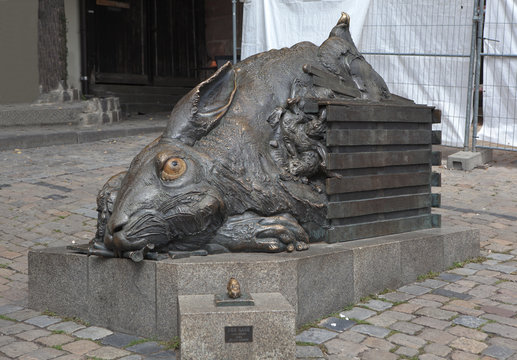 Кролик Дюрера. Нюрнберг. Германия.