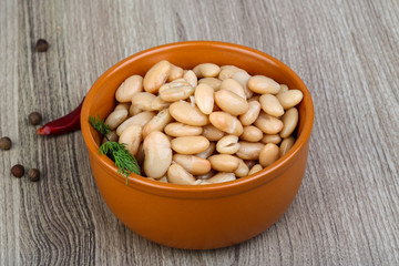 Canned white beans