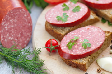Sandwiches with smoked sausage 