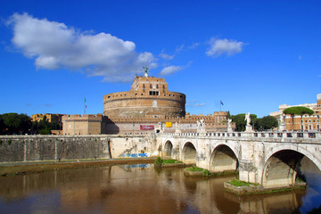 Obraz premium Italia,lazio,Roma,il fiume Tevere e Castel Sant'Angelo.