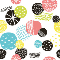 Simple scandinavian pattern with decorative circles.
