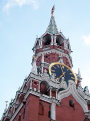 Fototapeta na wymiar Moscow Kremlin Spasskaya Tower with clock 2011