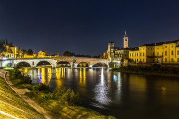 Fototapeta na wymiar Bridge in Verona, Italy,